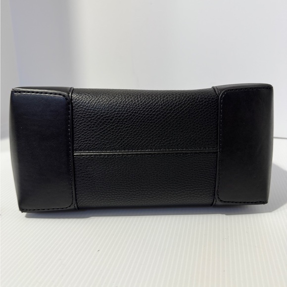 Michael Kors Small Satchel - Picture 5 of 10